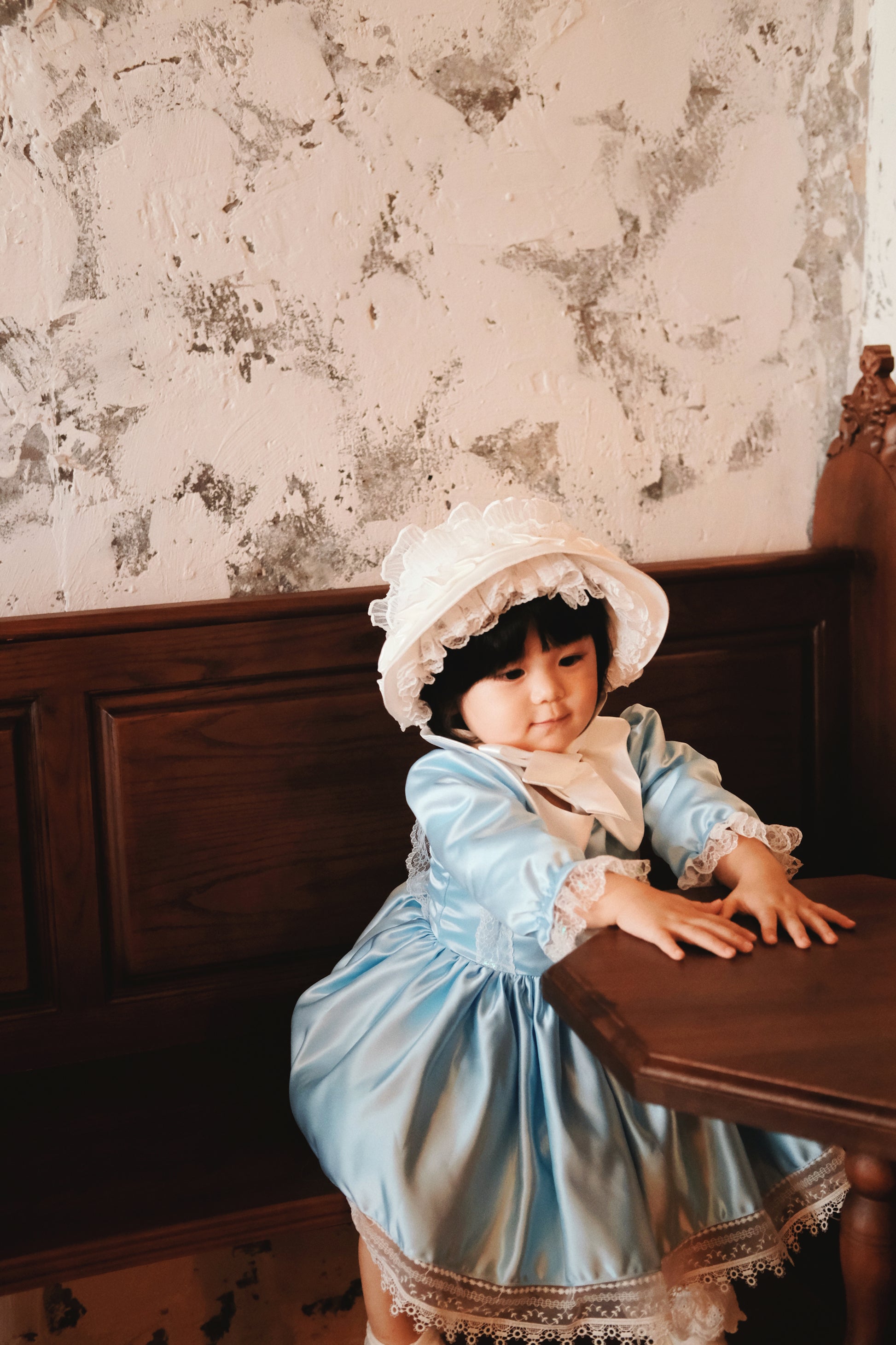 Hanakimi Kids Vintage Lace Embroidered Wide-Brim Bonnet