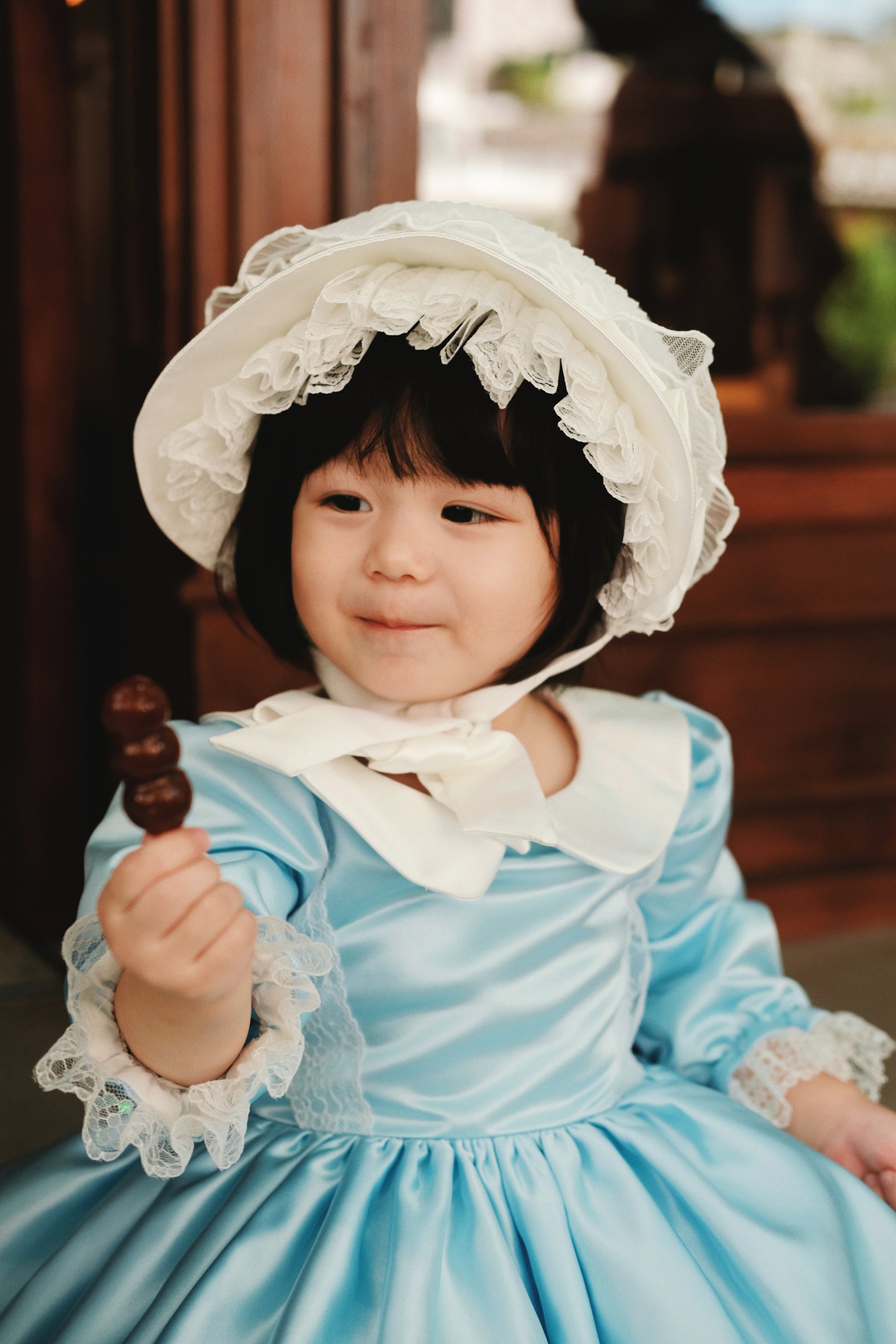 Hanakimi Kids Vintage Lace Embroidered Wide-Brim Bonnet